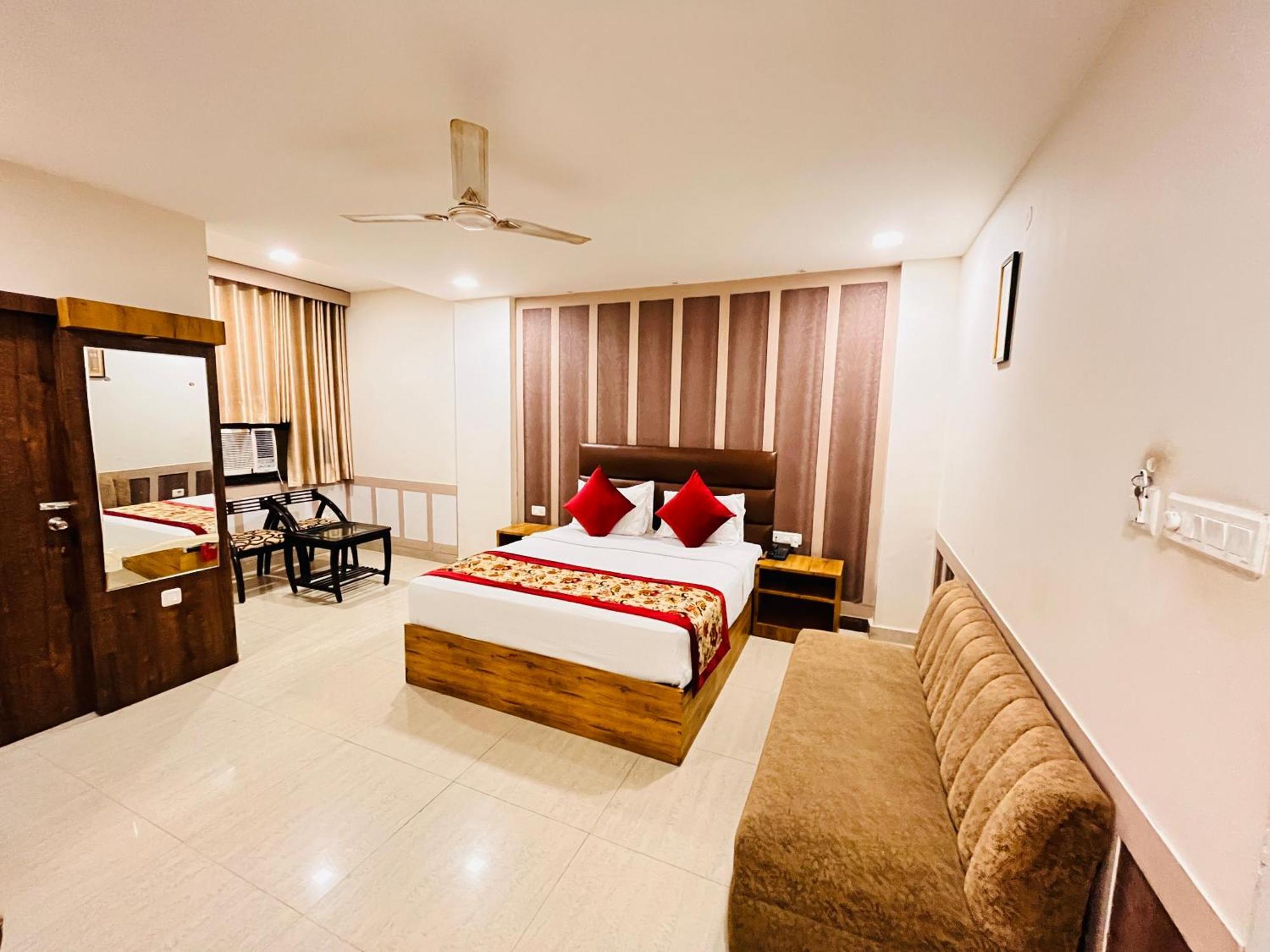 Crown Hotel Agra Near Taj Mahal Exteriér fotografie